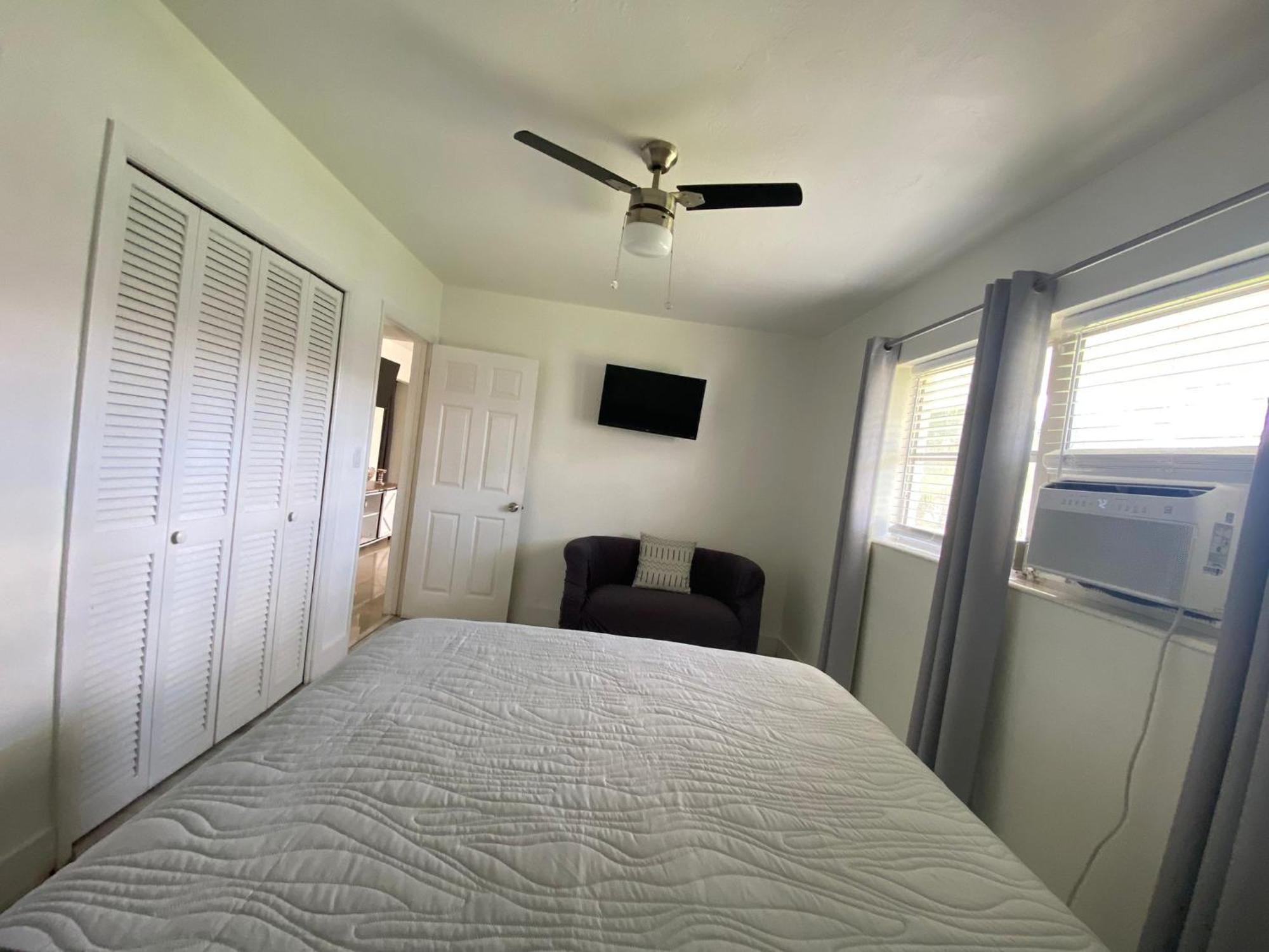 Sophisticated Dania Beach Suites Near The Beach Exterior foto