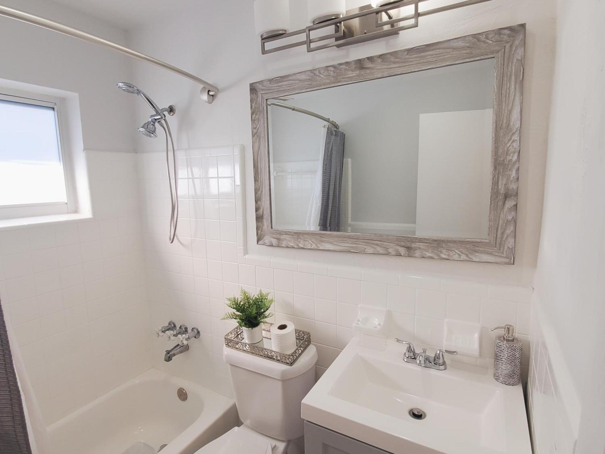 Sophisticated Dania Beach Suites Near The Beach Exterior foto